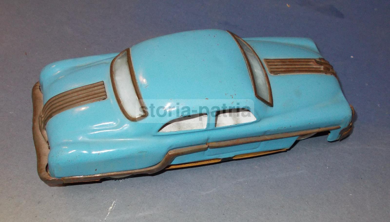 Graziosa Automobilina d'Epoca, Decorativa, Da Collezione, Bella Colorazione, Metallo immagine 11