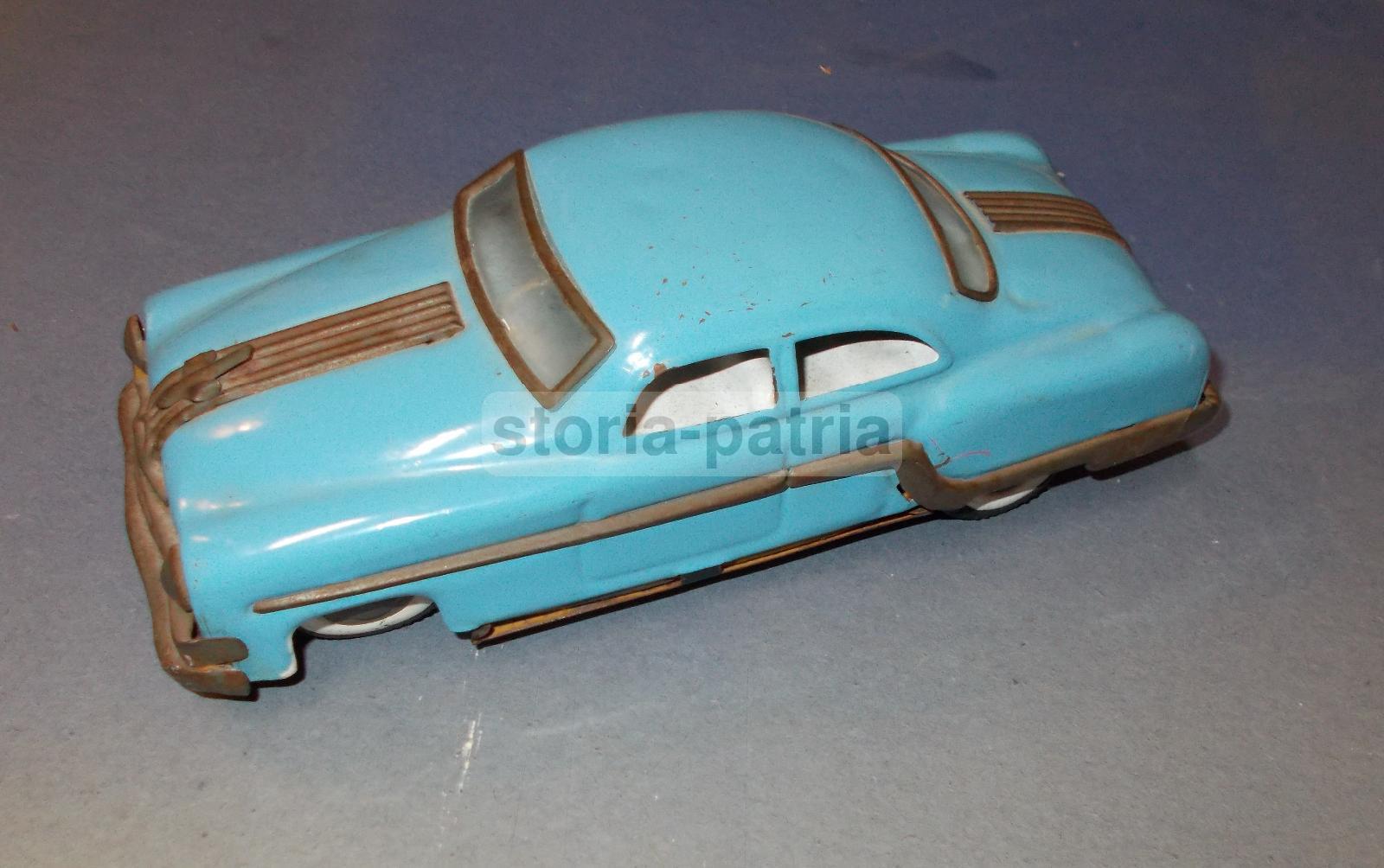 Graziosa Automobilina d'Epoca, Decorativa, Da Collezione, Bella Colorazione, Metallo immagine 12