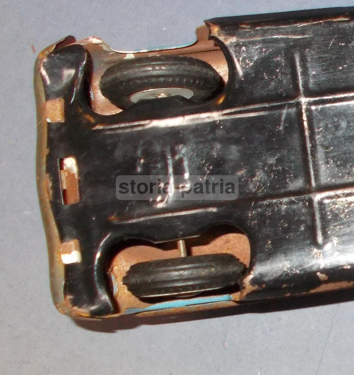 Graziosa Automobilina d'Epoca, Decorativa, Da Collezione, Bella Colorazione, Metallo immagine 15